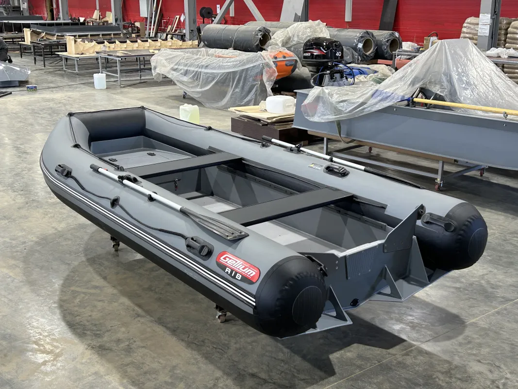 Моторная лодка РИБ Gelium 3800 (низкий борт)
